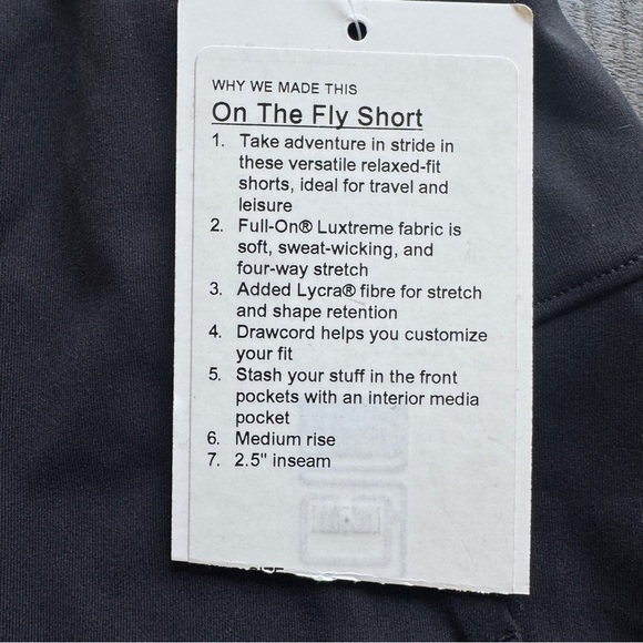 Lululemon On the Fly Athletic Women's Short 2.5"  Black Size 8 NWT Athleisure - Picture 4 of 6